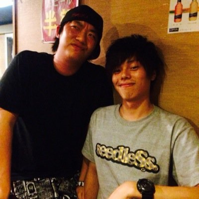 switch are Guitar&Chorus 高野 純輔(@tknjnsk) Vocal&Bass 林田 啓佑(@dust122) 
ドラム募集中。