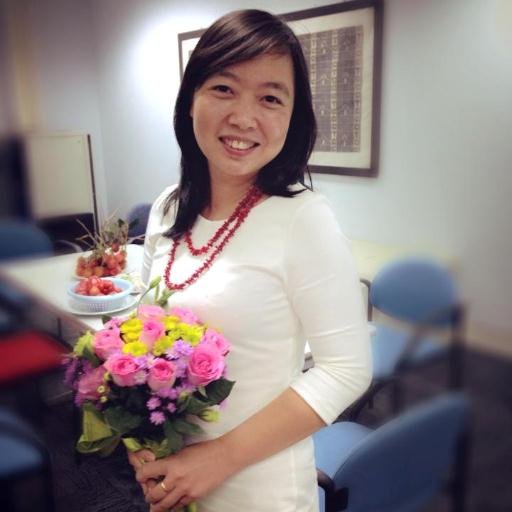 Hi, My name's Chau. My background is journalism and communications.