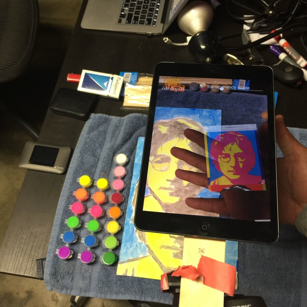 App that helps people draw on real canvas