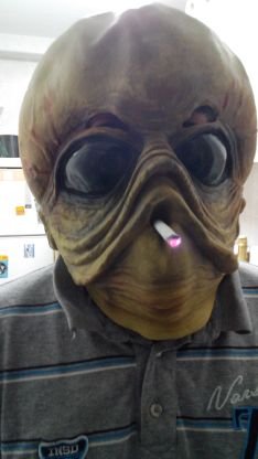 Papá ya tiene PC de la epilesia y hace directos cuando se vicia. VODs en YT https://t.co/H5TLTn7F7x