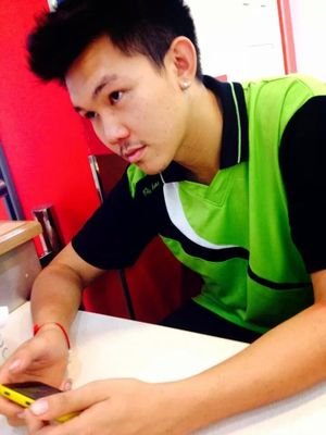 tunglove008's profile picture. 