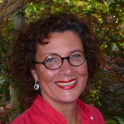 Pasta&Zo, een culinaire beleving te Zeewolde. Gastvrouw, organisator en kok in uw keuken. Italiaanse kookworkshop