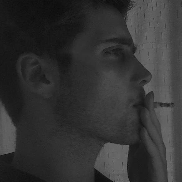 un producto que posee cualidades verborragicas, adaptable a diferentes situaciones, de uso practico, autosuficiente. Para mas información hablele...