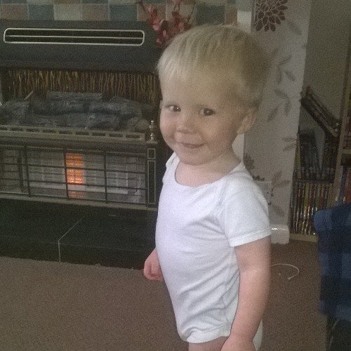 Very proud mummy to Shanie(21)Jay(13)Kacie(10) & now Drew(14 months). Grandmother to scarlett (32 months.) Lovin my life, my husband, and my kids. Xxxxxx