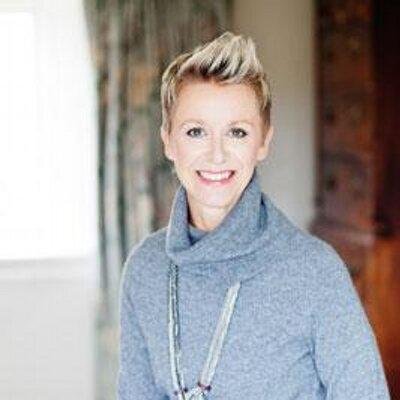 https://t.co/3lXu0bGnp4 Helping people to look great, boost confidence & be more successful. Consultations/Workshops Devon & UK wide. Love working with people.