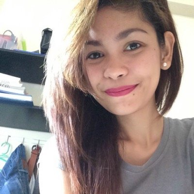 I smile when I'm happy. :))))
IG: jninegee