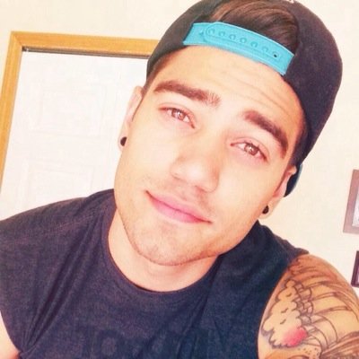 Viner/Model/Singer of TwentyForSeven/ Gay/