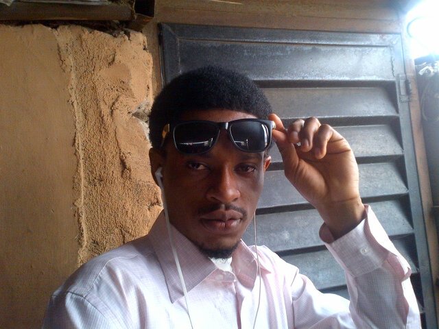 IamPNIMOE. Adventurous n  goal oriented. Song writer,composer, singer,bassist,producer. Simple tins interests n inspire me. I keep it simple. 07034756128
