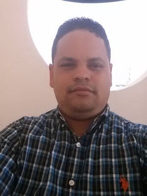 Militar de Profesión,
Oficial superior de la  Armada de la República Dominicana,
Consagrado a la familia