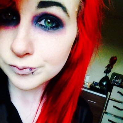 xXPerieXx's profile picture. I'm a genderfluid pansexual