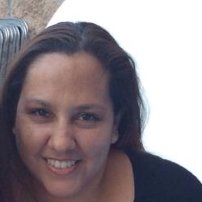 A highschool ESL teacher worried about education and Ss, who strongly believes that Tchs need to be in constantly training to pull out the best of their Ss!