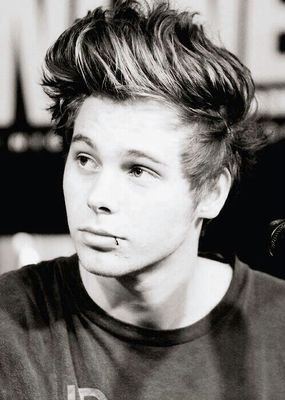 I wish that I could wake up with amnesia ☺   ~ Feel free to follow me ~