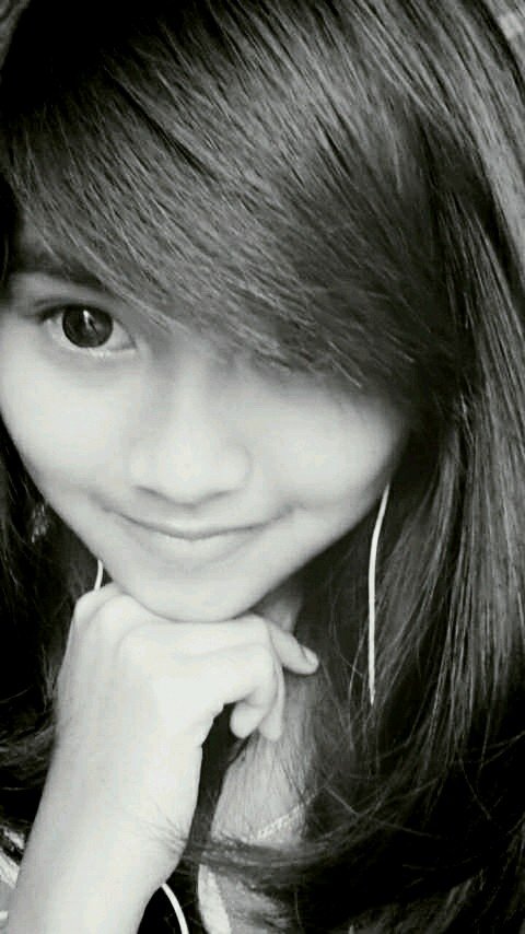 shellagustinn's profile picture. ig;shellahermariani_