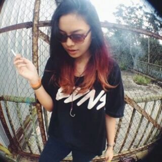 neni_solihah1's profile picture. Hai masalah besar aku punya allah yang maha besar♥