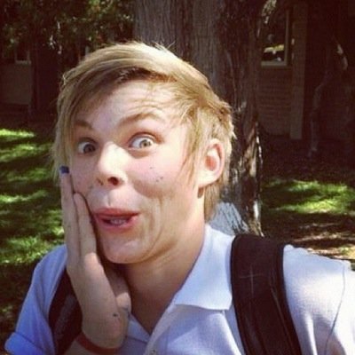Vivo de lary, 5sos e matt espinosa