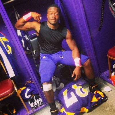 Football ...pretty much it . College boii !#bc17 #DB 843//803..Army National Guard