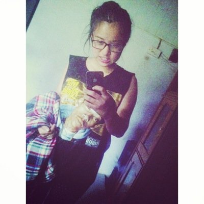 IIKHALIFAAYLOVE❤II
IBELIEBERI :') 
6-TEEN. ✌