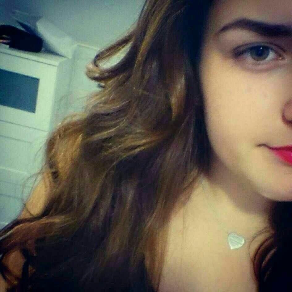 potassiumbitch's profile picture. make sure you get your daily intake of potassium// 
zala, multifandom, I like bananas