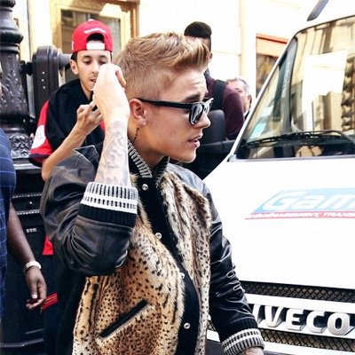 you just got a free follow, it would be amazing if you followed @hxshtagbieber (: