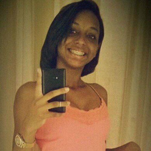 yasmimnunees's profile picture. 