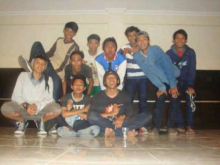 Dancer choreograper|I like MosWantedCrew|I like Bxcttz|I Like dance Landowilkins@gmail.com| http://t.co/cCXOyfUgJQ Ilham masyukur Lubis:PIN 32316FE1