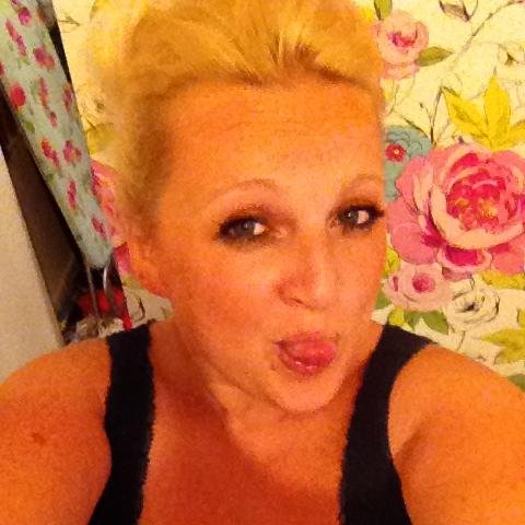 misshullatalula's profile picture. Hi, I'm Jade, mum to four little boys, well not so little - 12, 9, 6, 1. All bonkers but fab! Love FASHION and saving money, love BLOGS. BLOGGER.