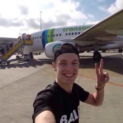 fanaccount van enige echte EnzoKnol-Dit fanaccount blijft altijd bestaan!-Alle Knollers zijn tof!-Enzo is geweldig!-ooit ontmoet ik mijn held!-