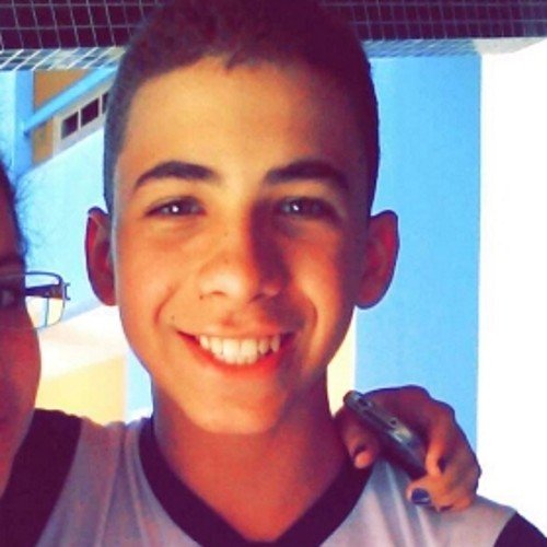 Singer • student • 15 years old • rocker • td se resume a musica