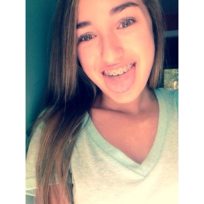 maddiegenovese's profile picture. evan peters is literally my life