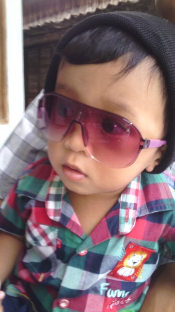 arien_setya's profile picture. only dust in the wind