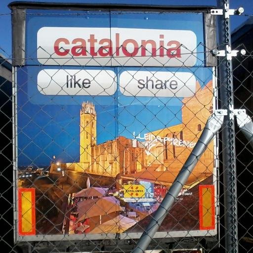 Anglesola. Terra, Camions i Computers.
La palla és de color groc.
Pregoners de les TIC i Pagesia 3.0!