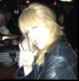 Works at PepsiCo in Meetings and events, centerpiece designer, social butterfly and lover of NY sports!