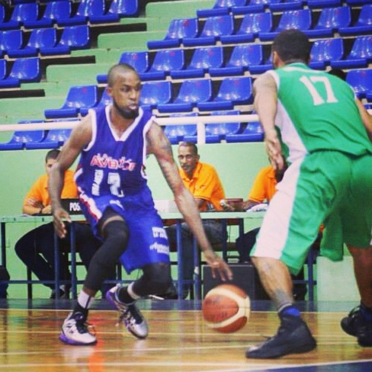 Jugador De Baloncesto De La Romana Mi numero 8098182538