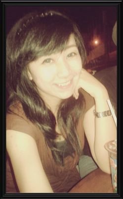 FrisCha_ApriL's profile picture. Hey i'am princess cha  |  ♥ Purple Brown Red  |  Vocal in Vaganza Band  |  cek instagram : FRISCHAAPRIL  Path : Frischa aprilcilia