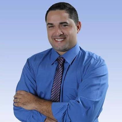 Jornalista e empresário- especialista marketing empresarial e implantação de TV...um apaixonado por desafios!