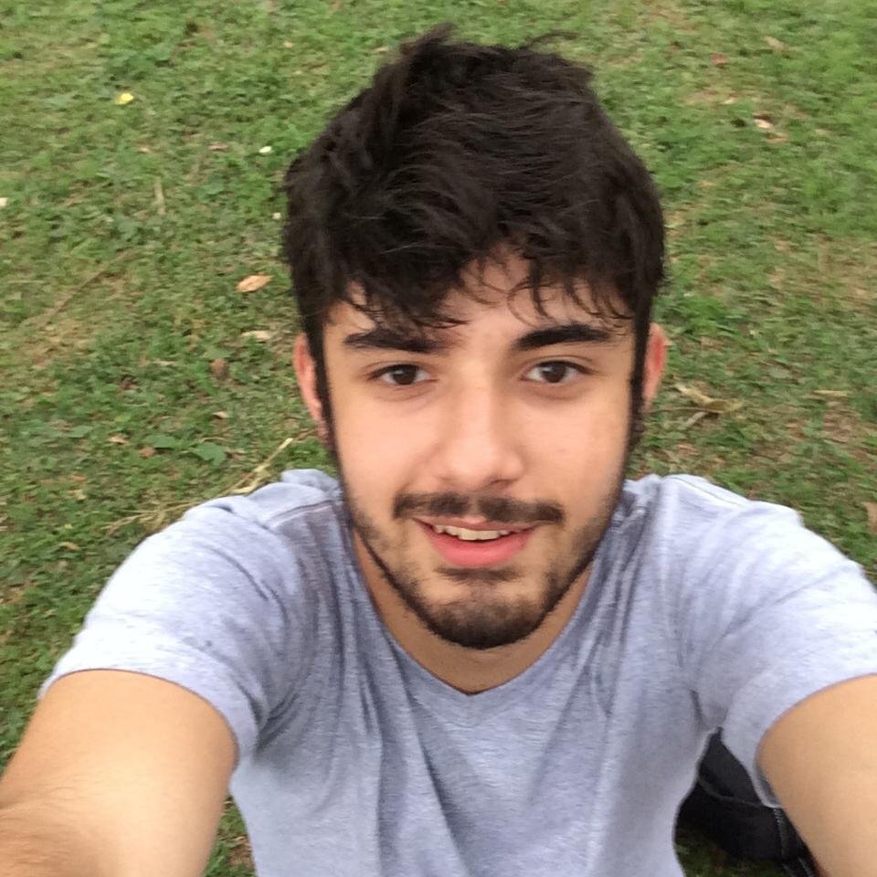 Eu tenho medos bobos e coragens absurdas... '