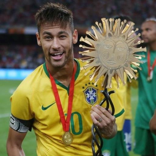 #Belieber                                                                    .Love fotball!Love Neymar and Messi!♛   Follow me,and i follow you back!:)