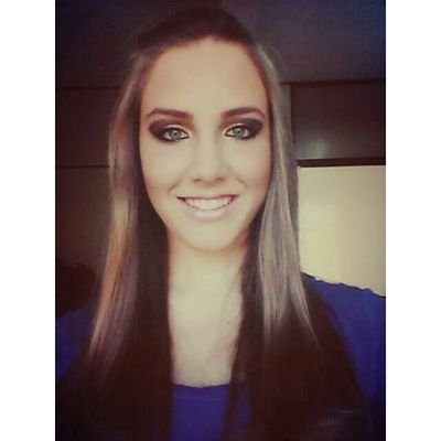 Porque eu sou do tamanho daquilo que sinto, que vejo e que faço, não do tamanho que as pessoas me enxergam.  :D