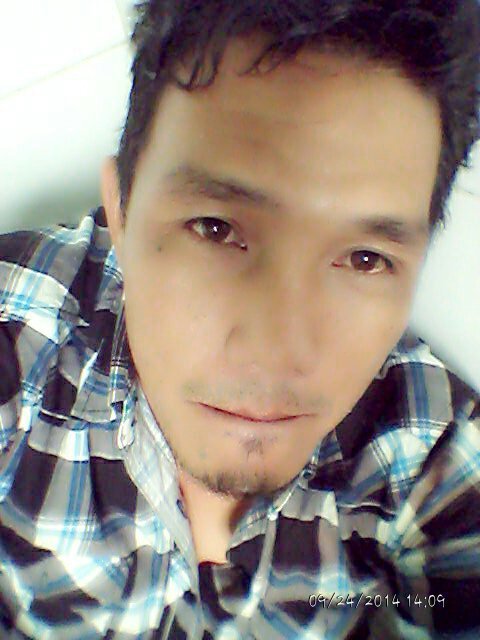 SINGLE WOLES,,^ butuh: sahabat _ pacar_ yang pengertian bisa nerima apa adanya yang minat follow / В̲̮̲̅͡ːː̗̀в̲̮̲̅͡ːм̵̵̳̿ aku :')
