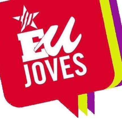 Jovens disposats a lluitar per una societat més justa, equitativa i socialitzada.Jóvenes dispuestos a luchar por una sociedad más justa,equitativa y socializada