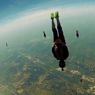 ubaielf4qr's profile picture. 