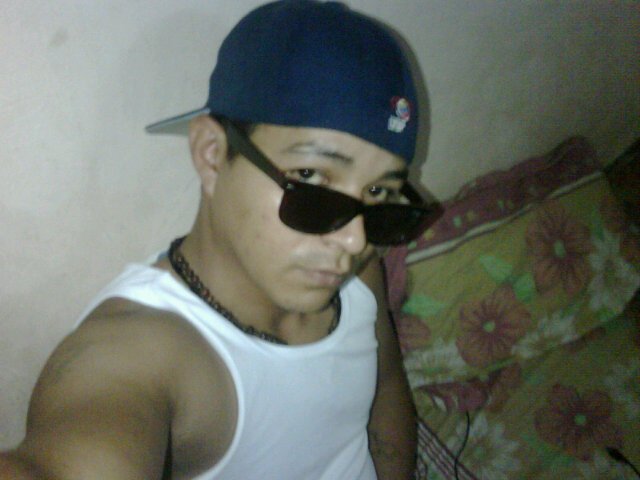 Venezolano hasta en los dientes, rúgbysta y espíritista de corazón♥♥♥.... Tlfn 0412.8491101. Pin 24B54628__Reddio