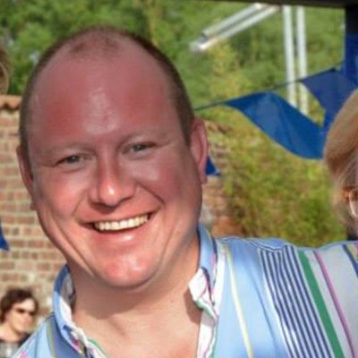Zaakvoerder Drankenservice Schoentjes - Schepen N-VA Sint-Pieters-Leeuw -