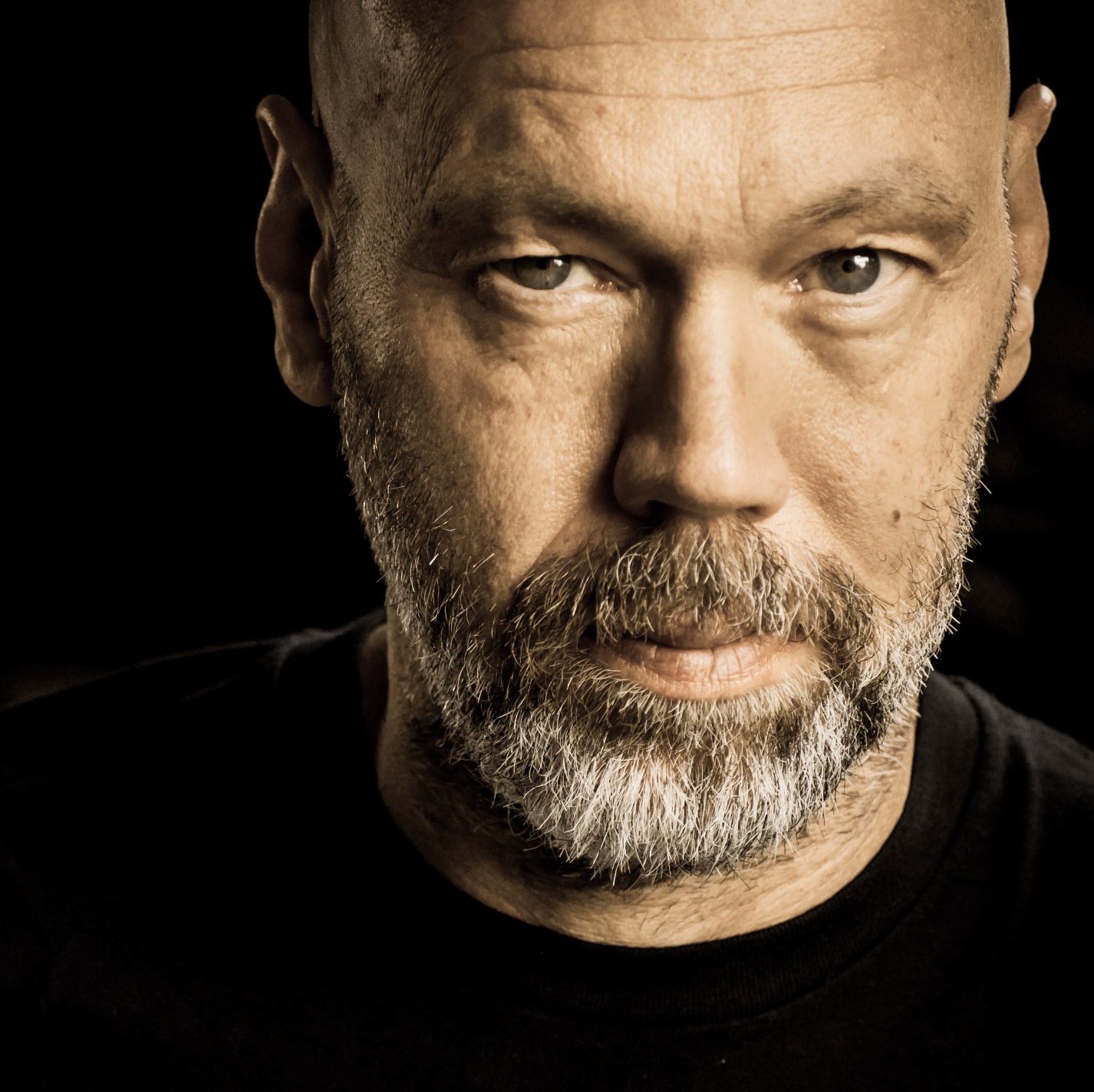 QuentinBrentBks's profile picture. Author of The Reason, a thriller exposing the Federal Reserve and Quantitative Easing (printing money).