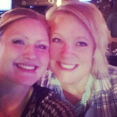 Mom of many, children's educator, happily engaged,  lover of all things beautiful and 37 yrs old