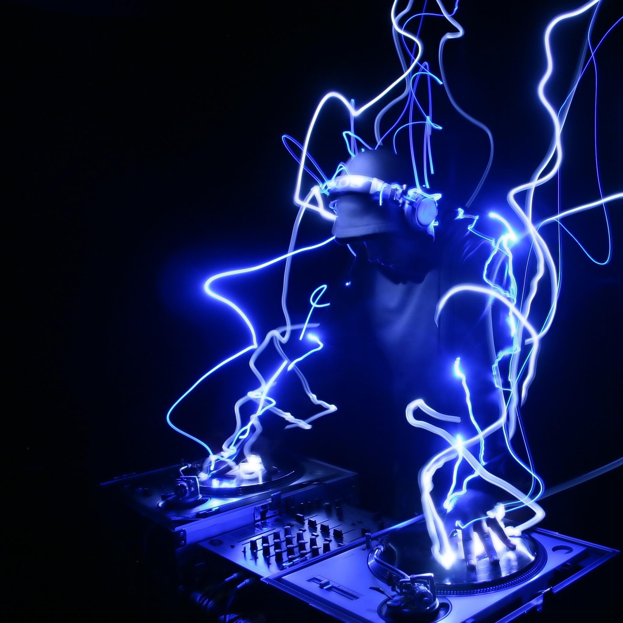 Daniel6585. en @Eshabbo - Seguidor incondicional de la Buena Música - Dj por Hobby  - Venezolano - ¡Lo que se quiere, se puede!