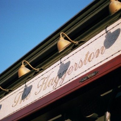 Pub and Pizza place