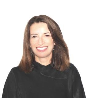 Senior Marketing Leader in Luxury, Fashion and now Education.  Ex Selfridges, De Beers, Vertu, American Express. Views my own