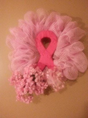 Poke-A-Dots Bows And More provides you with custom made hair bows, children clothes and door wreaths for any event.