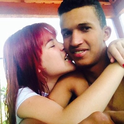A vida é para quem topa qualquer parada, e não para quem pára em qualquer topada.